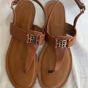 Tommy Hilfiger Women's Brown Leather T-Strap Sandals Gold Emblem and Buckles 10